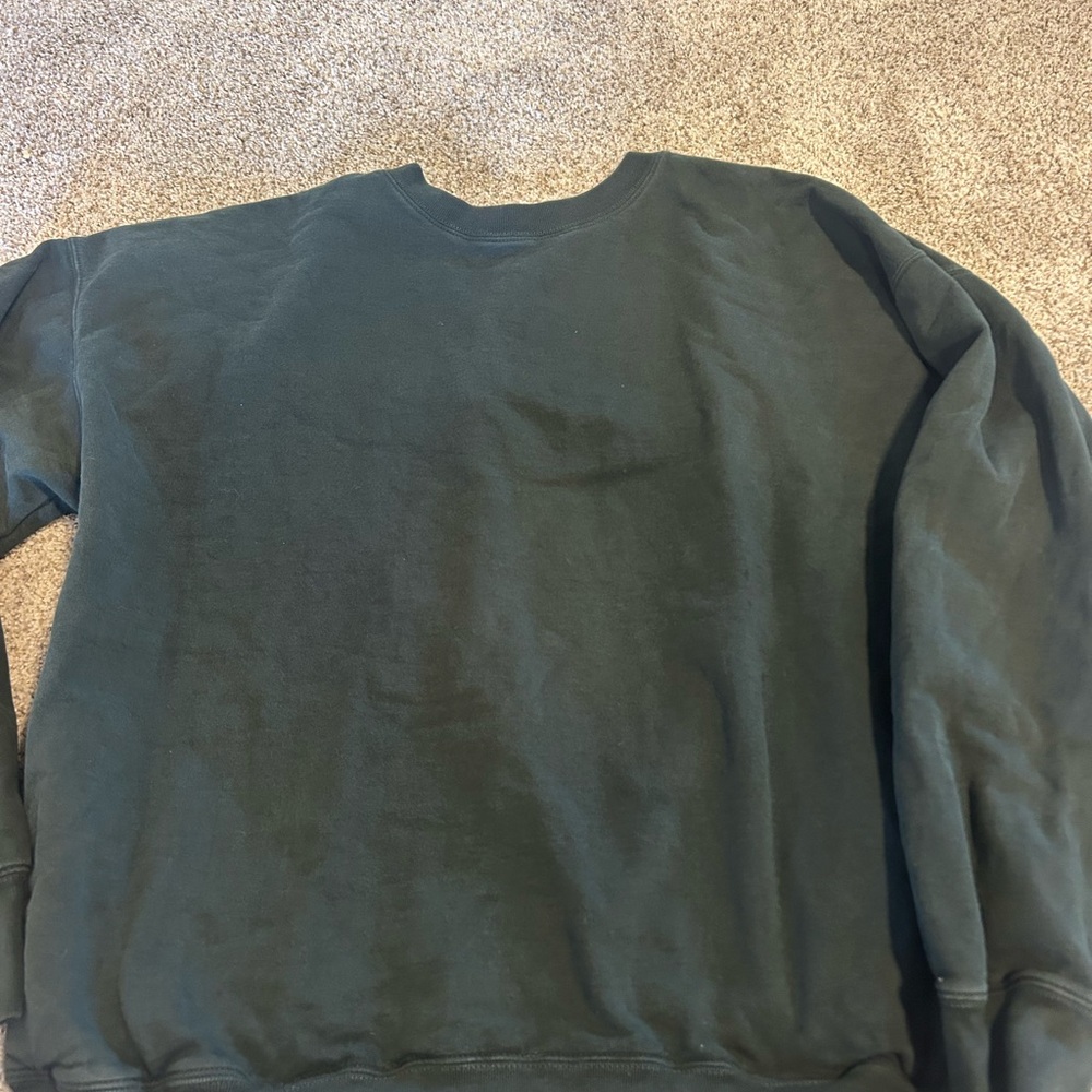 Brandy Melville Forest Green Crewneck Sweater